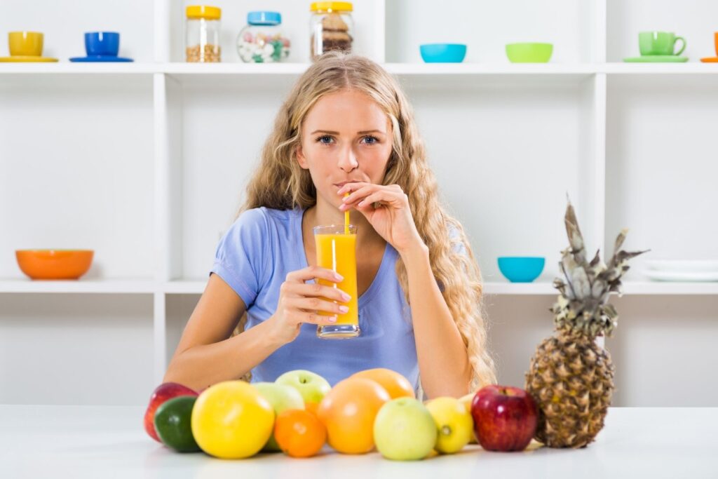 Jugos de frutas y verduras una bebida sana para todos los gustos